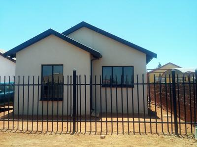 House For Sale in Soshanguve east ext 4, Tshwane