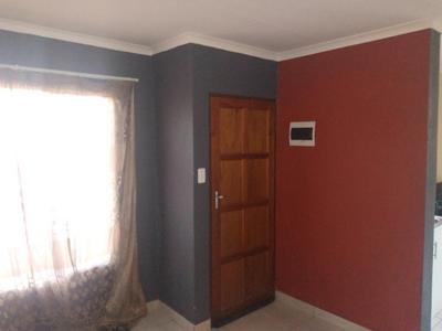 House For Sale in Soshanguve East, Soshanguve