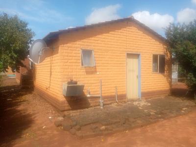 House For Sale in Soshanguve Xx, Soshanguve