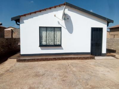 House For Sale in Soshanguve East, Soshanguve